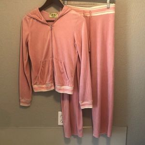 Vintage Y2K Juicy Couture baby pink velour tracksuit